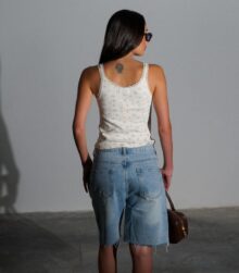 ⁦גופיית פרחים אמרל⁩ – תמונה ⁦3⁩