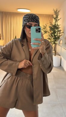 חליפת פשתן שורט