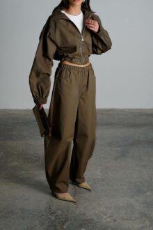 ⁦חליפת אסטל⁩ – תמונה ⁦2⁩