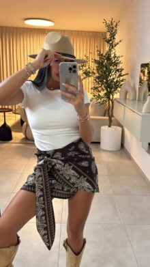 חצאית בנדנה