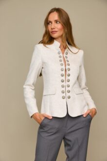 גקט כפתורים ויקטוריאני