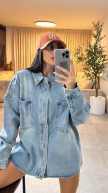 חולצת גינס כיסים