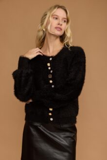 ⁦קרדיגן פרוותי כפתורים⁩ – תמונה ⁦4⁩