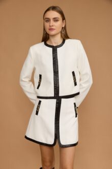 חצאית גימור עור וכיסים