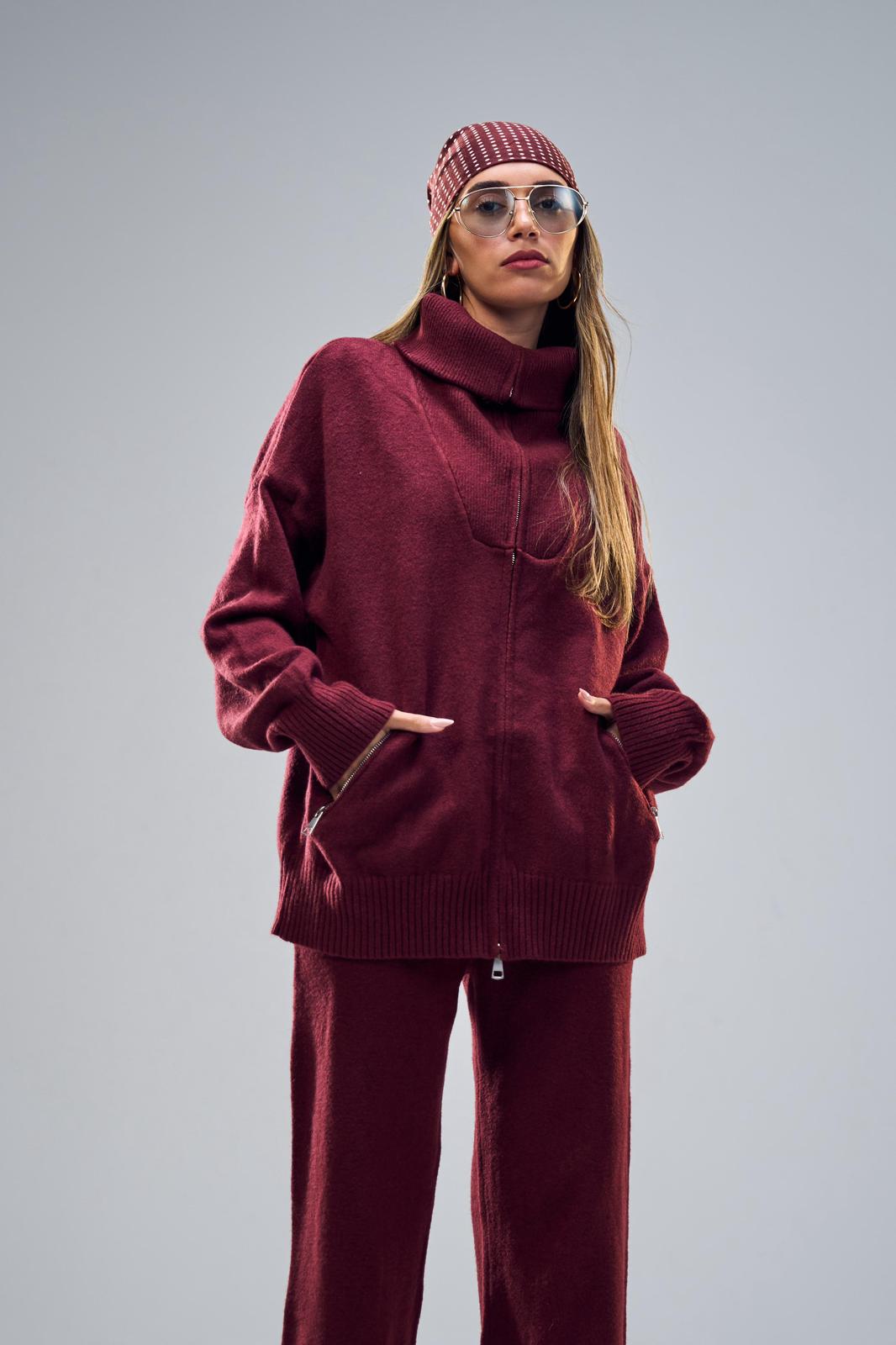 WhatsApp Image 2025-12-07 at 15.38.44 חליפת היילי – תמונה 1