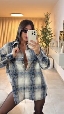 ⁦חולצת משבצות ור⁩ – תמונה ⁦2⁩