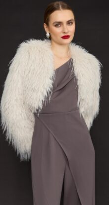 מעיל פרוותי פראי רחב קצר