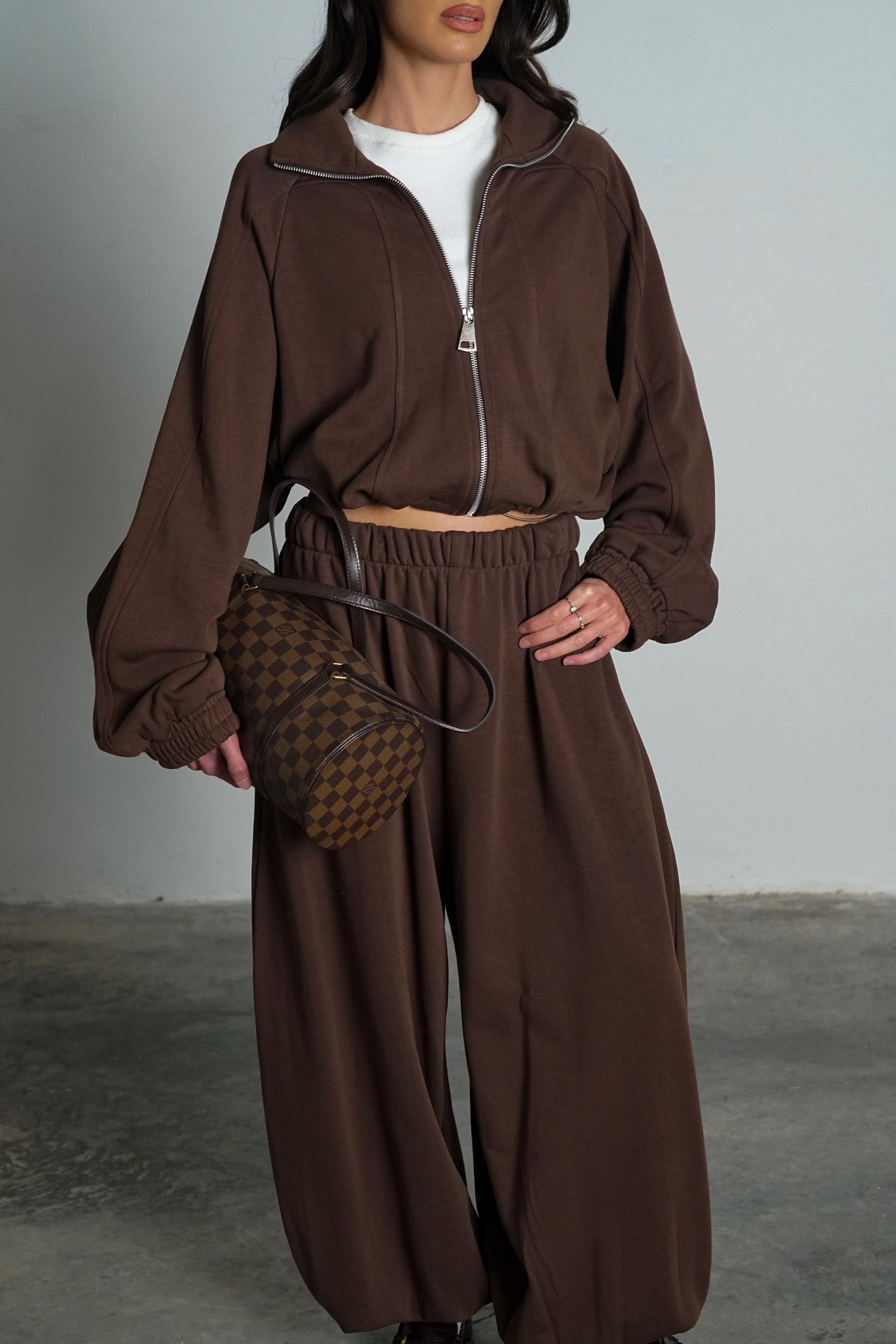 WhatsApp Image 2026-02-03 at 08.50.59 (1) חליפת ריטרי – תמונה 1